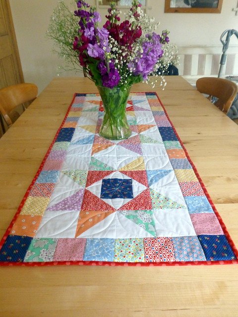 Economy Stars Table Runner