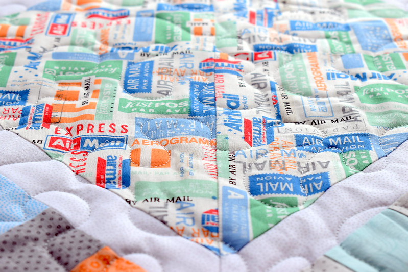 Around the World Quilt (Pretty Patches Magazine Aug17)