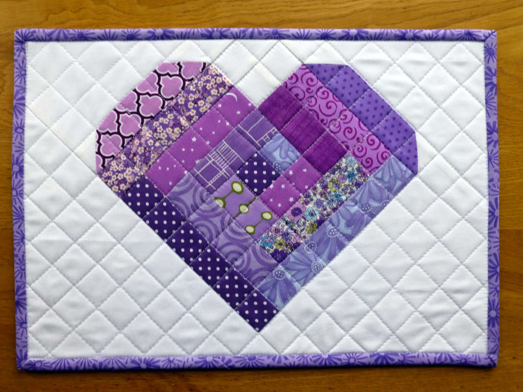 Log Cabin Hearts Tutorial - Just Jude Designs - Quilting, Patchwork ...